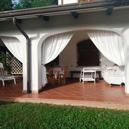 Da Adria Al Corvenale - Casa Vacanze Carrara - Βίλα Εξωτερικό φωτογραφία