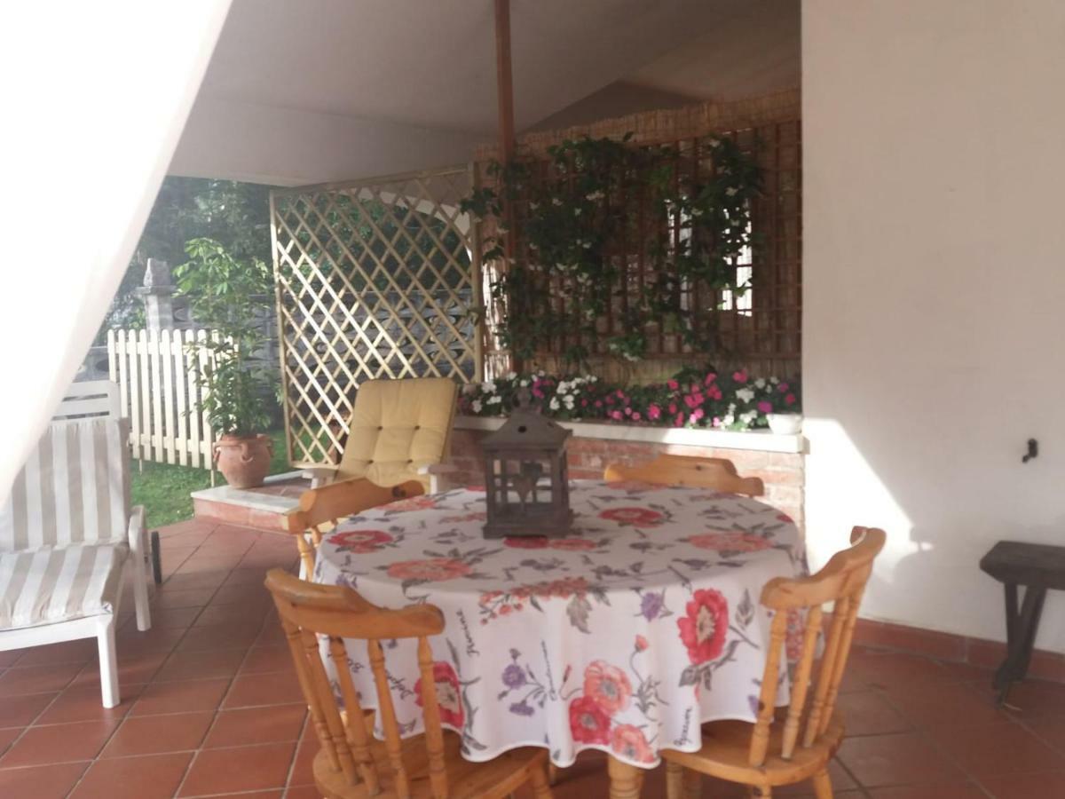 Da Adria Al Corvenale - Casa Vacanze Carrara - Βίλα Εξωτερικό φωτογραφία