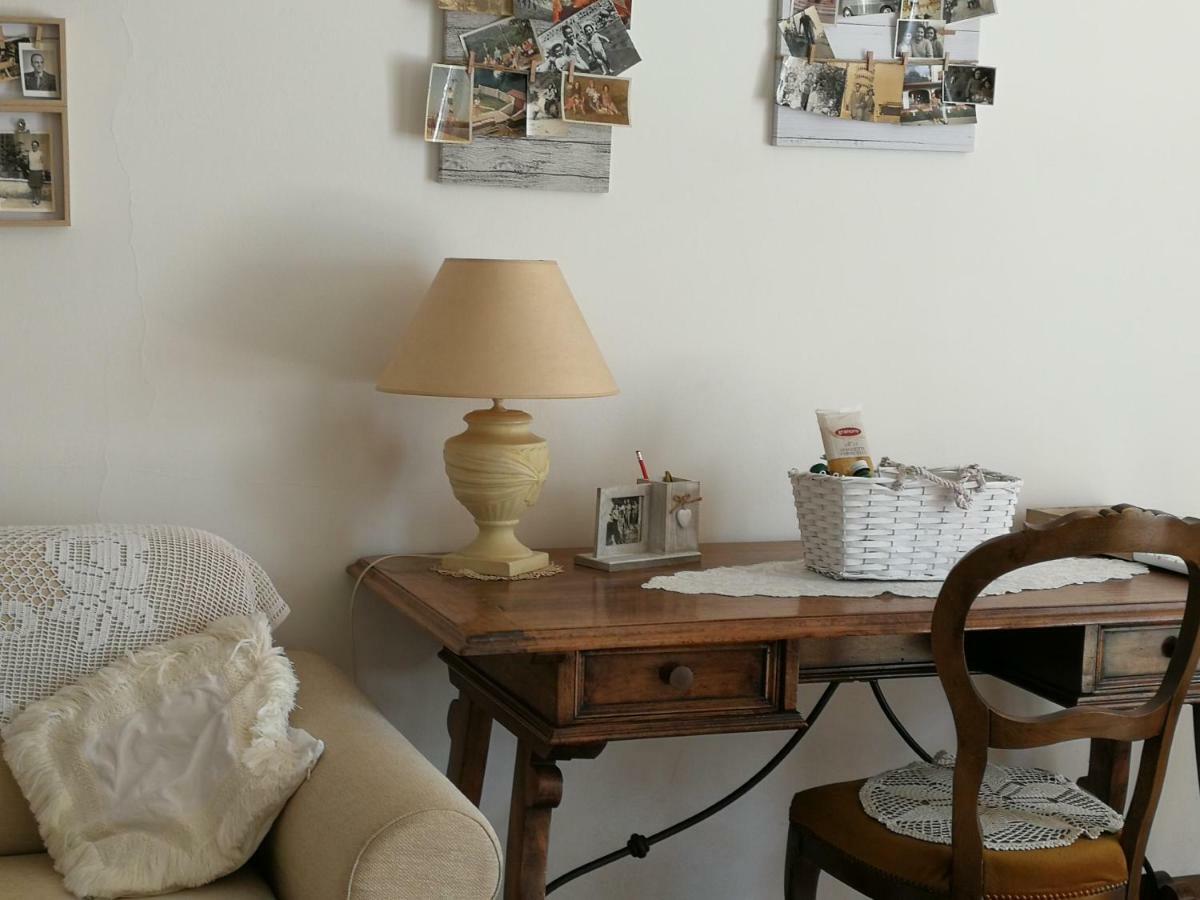 Da Adria Al Corvenale - Casa Vacanze Carrara - Βίλα Εξωτερικό φωτογραφία
