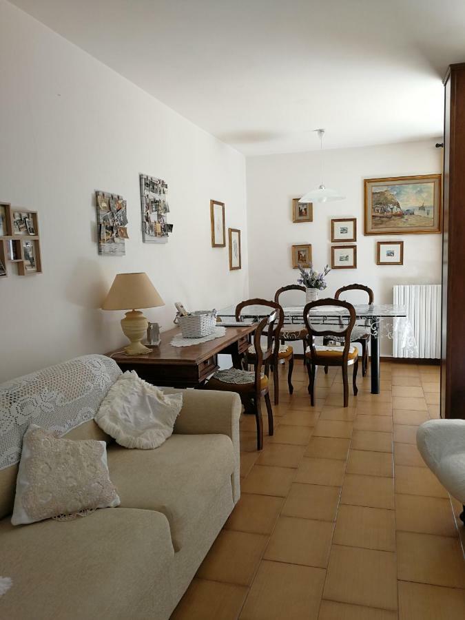 Da Adria Al Corvenale - Casa Vacanze Carrara - Βίλα Εξωτερικό φωτογραφία